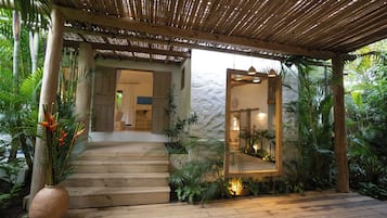 Casa romântica (Espelho) | Terraço/pátio