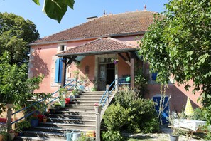 Exterior - Guest House - double room + breakfast- near Montcuq and Cahors (Porte-du-Quercy)