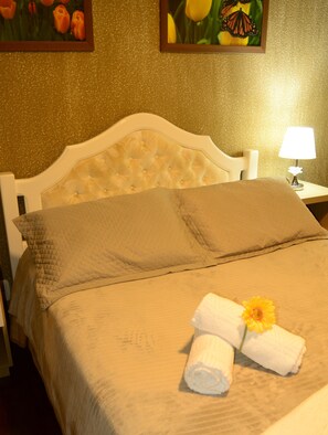 Classic Double Room | Premium bedding, pillowtop beds, minibar, individually decorated - Pousada Vida e Natureza (Gramado)
