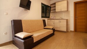 Studio, pemandangan laut terbatas (5 Bed)