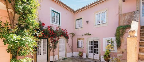 Fachada del alojamiento