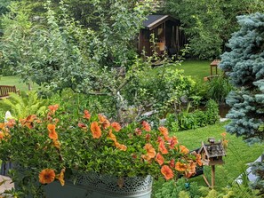 Property grounds - Holiday studio with mountain views in the 5-Seen-Land (Eurasburg)