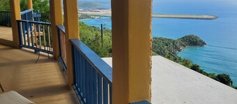 Amazing views, relax far away from snow. Fantasy Vacation Planning Available.