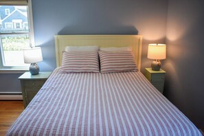 3 bedrooms, iron/ironing board, free WiFi