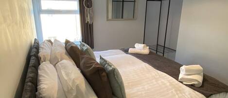 2 sovrum, strykjärn/strykbräda, wi-fi och sängkläder