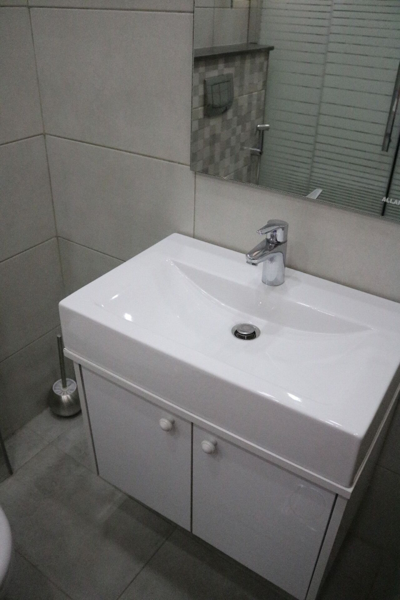 Amazing one Bedroom Apartment in Amman, Elwebdah 5