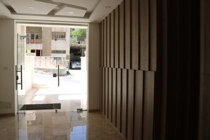 Apartment | Interior - Amazing one Bedroom Apartment in Amman, Elwebdah 5 (Amman)