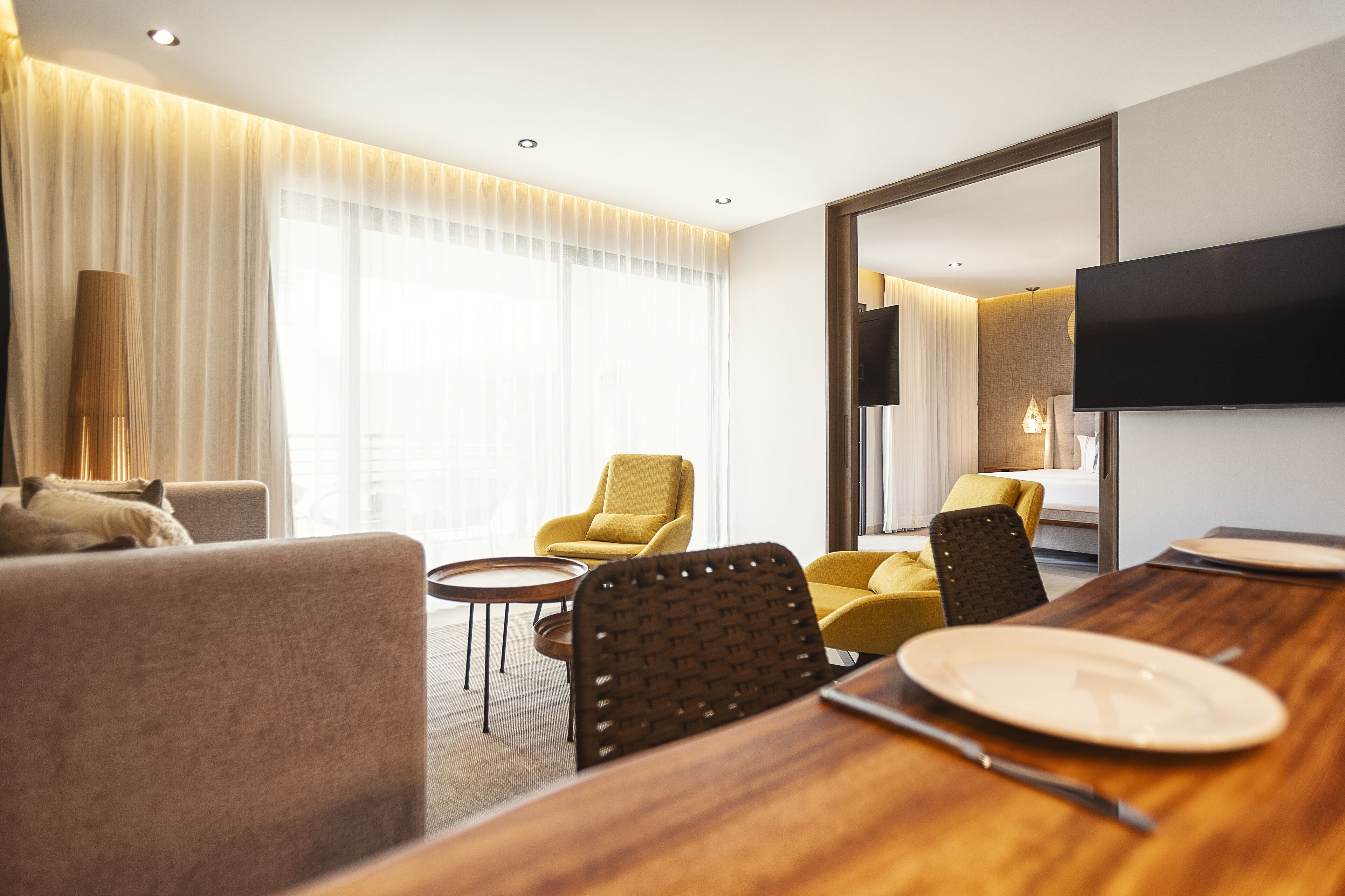 1 bedroom, premium bedding, minibar, in-room safe