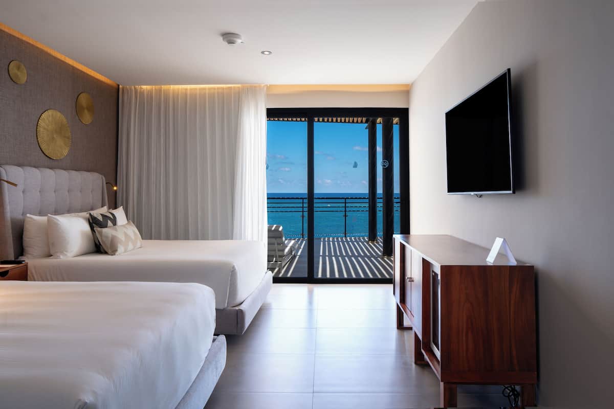 Presidential Room, 3 Bedrooms, Oceanfront | Premium bedding, minibar, in-room safe, desk
