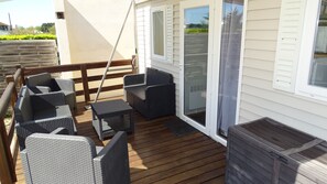 Terrace/patio - REDUCTIONS : TO RENT MOBILE HOME IN LA COTINIERE (Saint-Pierre-d'Oléron)