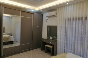 Apartment | 1 bedroom, iron/ironing board, free WiFi, bed sheets