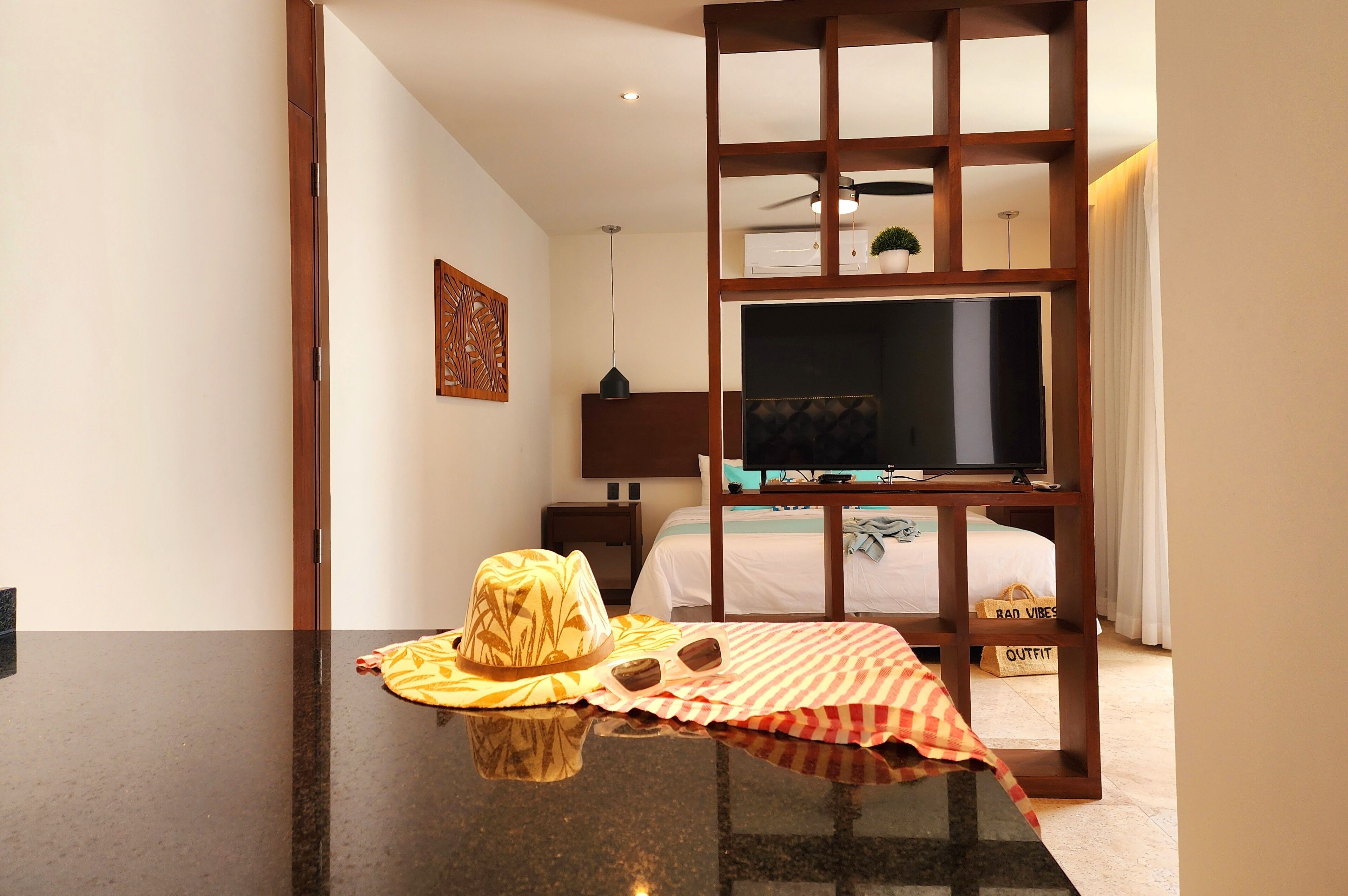 superior studio suite | 1 bedroom, premium bedding, down duvets, in-room safe