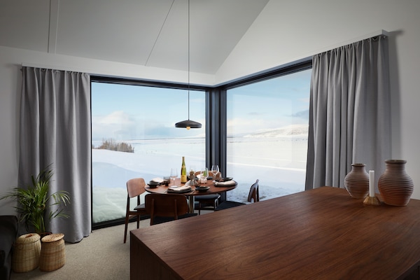 Smart TV, heated floors