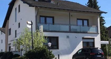 Taunusblick Ferienwohnung und Apartment