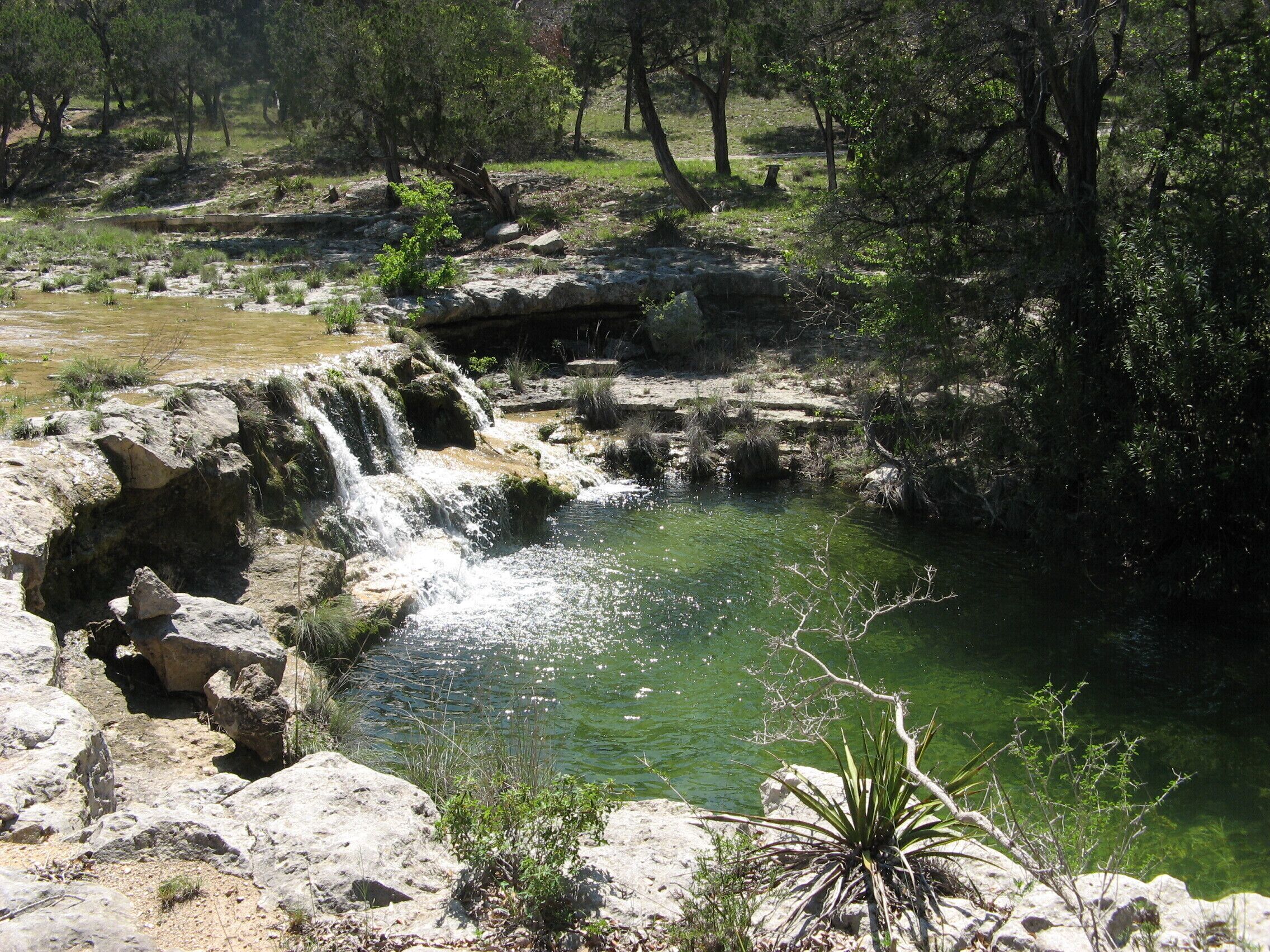 Hillcountry Creekside Cabin, waterfall view, near Hamilton Pool, Reimers Ranch