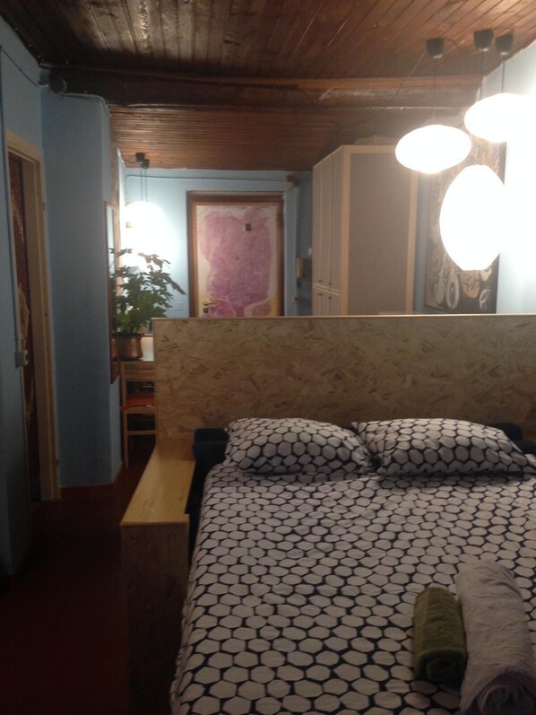 Bureau, lits bébé (en supplément), Wi-Fi gratuit