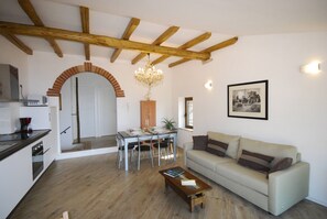 Téléviseur, foyer