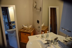 Dusche, Haartrockner