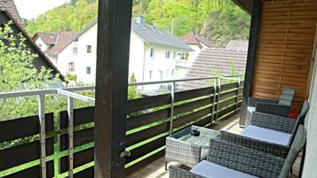 Deluxe-Doppelzimmer, Balkon | Terrasse/Patio