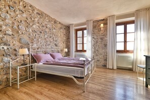 2 chambres, Wi-Fi gratuit, draps fournis