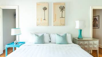 1 bedroom, iron/ironing board, WiFi (free), bed sheets