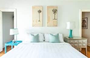 1 bedroom, iron/ironing board, free WiFi, bed sheets - Spacious Cottage w/ King Bed, Patio, Easy Parking by Lucky Savannah (Savannah)