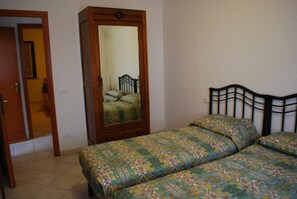 2 bedrooms - Colombo - Theater Home, with big terrace and marvellous lake view (Tignale)