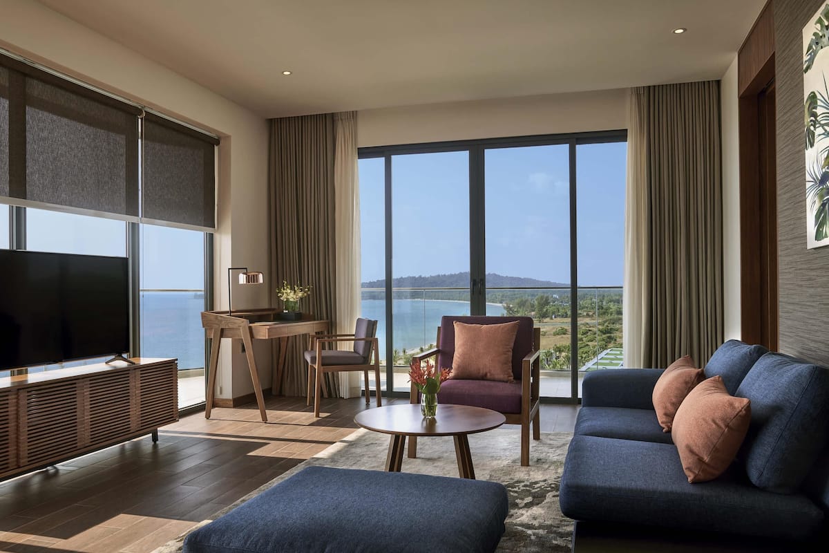 Suite, Balcony, Sea View