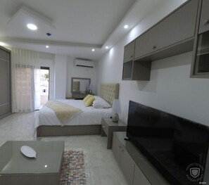 1 bedroom, iron/ironing board, WiFi, bed sheets - Amazing one Bedroom Apartment in Amman,Elwebdah 1 (Amman)