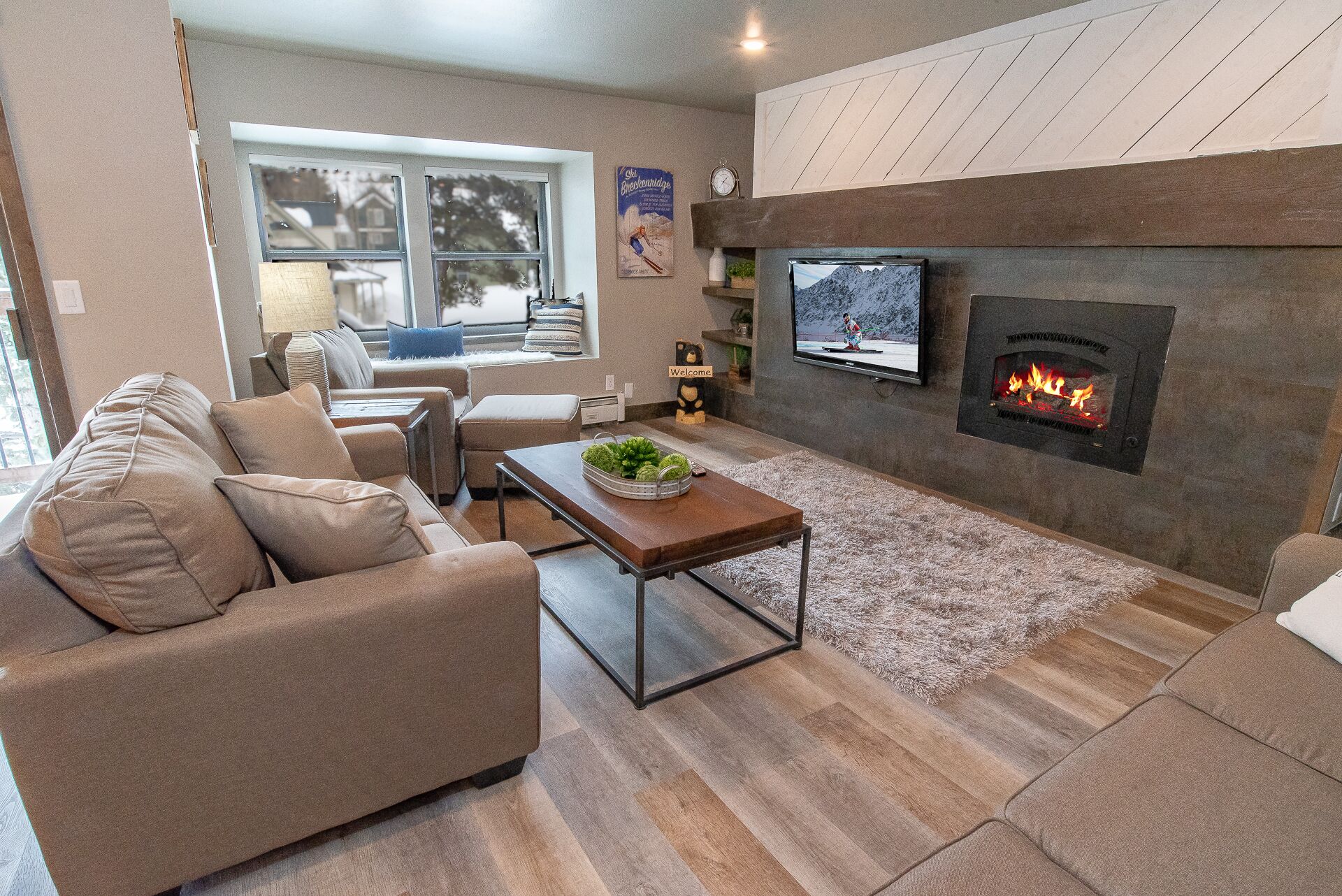 Longbranch Spruce Condo: Great Location, Remodeled