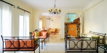 Sala de estar en el lobby