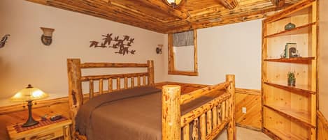 2 soverom, strykejern/-brett, wi-fi og sengetøy