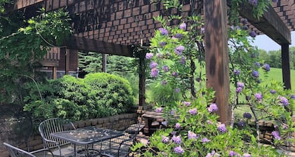 Nature's Pathways Suite: Luxury Suite in Amish Country, Ohio.