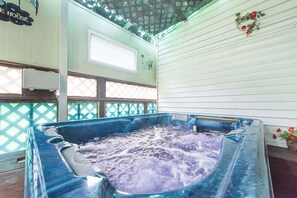 Room (PinkSPA)
