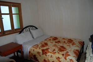 Caja fuerte y cortinas opacas