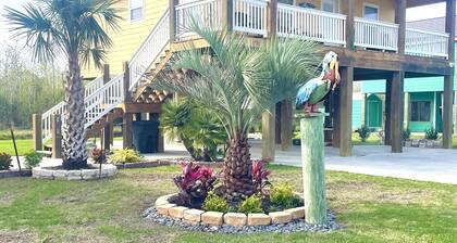 10% Discount- Hackberry Hideaway I Waterfront On Lake Calcasieu
