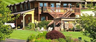 The Great Outdoors Suite: Luxury Lodge Suite in Amish Country, Ohio.