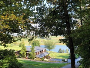 Property grounds - The Great Outdoors Suite: Luxury Lodge Suite in Amish Country, Ohio. (Dundee)