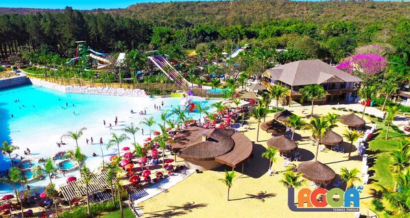 Piscina externa, piscina aquecida