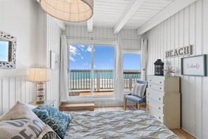 3 bedrooms, internet, bed sheets - Casa Del Mar in Rio del Mar! (Aptos)