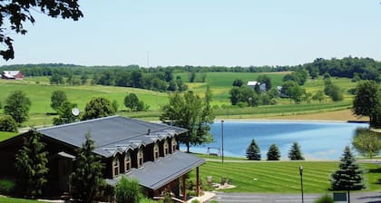 Deluxe Lodge Suite 203