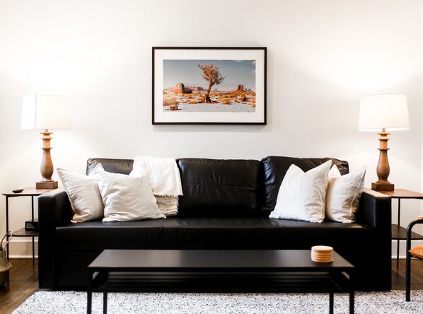 Luxury Apartment | Living room | Smart TV