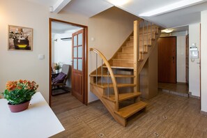 Interior - 3bdr Vanilla 4 Apartment in city centre with aircon (Stare Miasto)