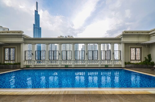 The Soulmate Studio - central location, free rooftop pool