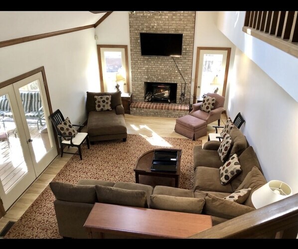 Smart TV, fireplace, DVD player, foosball