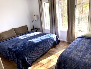 12 bedrooms, desk, iron/ironing board, travel crib