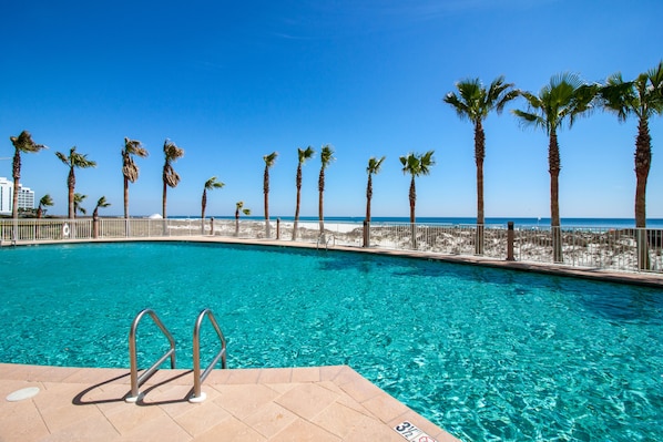 Piscine intérieure, piscine chauffée