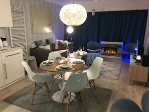 Interior - Mamère Beach Condo with side sea view from balcony and dogs allowed (Oostende)