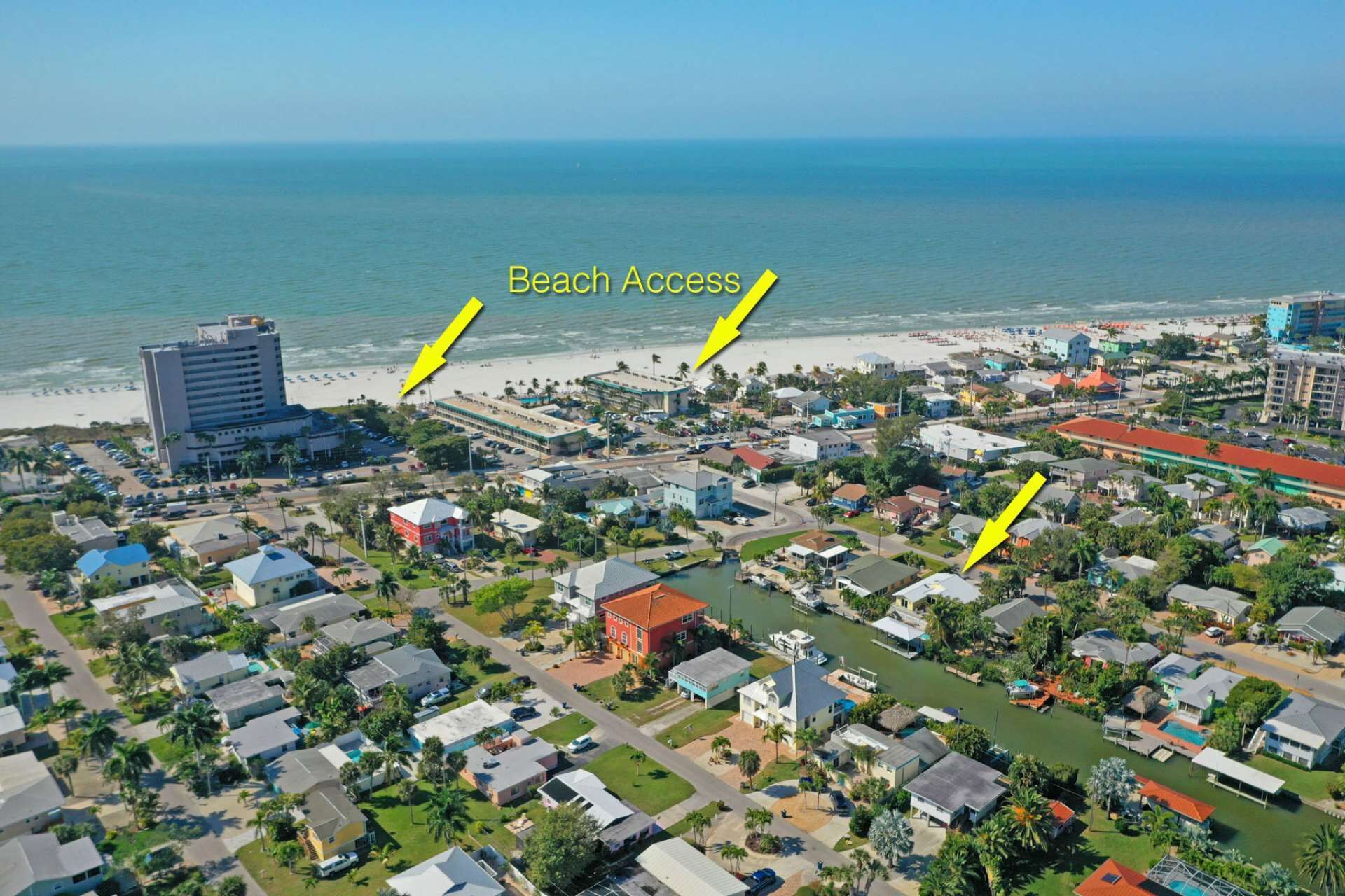 Walk to Beach! Gorgeous Remodel! Gulf Access, Heated Pool Home! Beach Gear! Free WiFi!