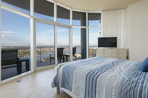 4 chambres, fer et planche à repasser, Wi-Fi gratuit, draps fournis